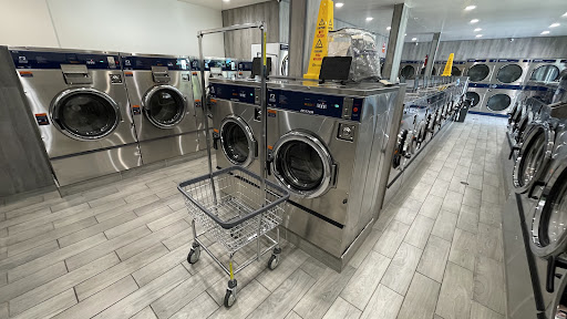 Paso de Robles Laundromat - Thumbnail