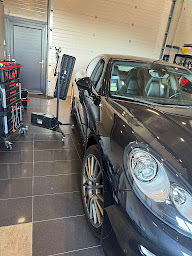 Photo n°5 de Garage AVANTGARDE à Erstein (Prestataire spécialisé dans les vitres teintées)