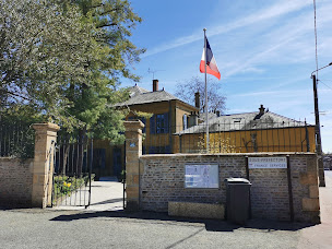 Photo n°1 de France Services à Vouziers (Administration locale)