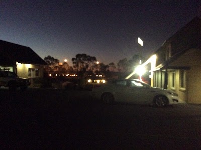 Photos of Willows Motel Goulburn