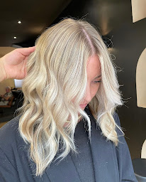 Photo n°9 de Homad Paris coiffure à Paris (Salon de coiffure)