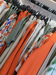 Photo n°11 de Le Dressing De Sandrine à Longuenesse (Magasin de vêtements)