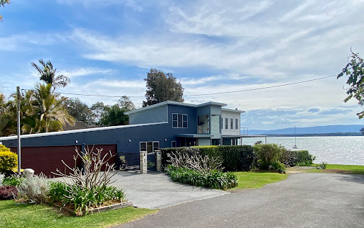 Renshaw Real Estate - Thumbnail