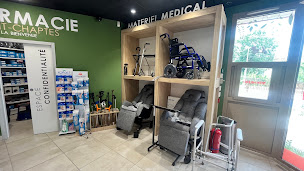 Photo n°4 de Pharmacie de Saint Chaptes à Saint-Chaptes (Pharmacie)