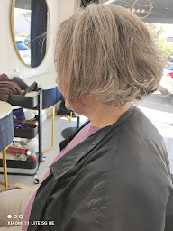 Photo n°15 de Stephcoiffure06 à Carros (Salon de coiffure)