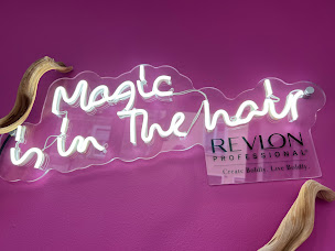 Photo n°12 de Eurl Theme Coiffure à Mûrs-Erigné (Salon de coiffure)