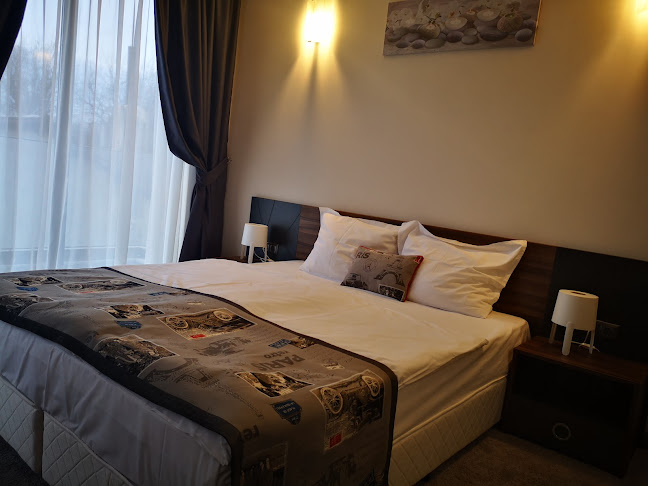 Акациите, ул. „Индустриална“ 56, 8002 Бургас