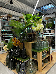 Photo n°5 de Centrakor Grenade Sur Garonne à Grenade (Magasin d'ameublement d'extérieur)