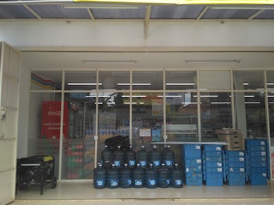 Photos of Indomaret Tapalang Kota Mamuju