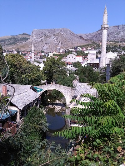 photo of Le Petit Chateau Restoran