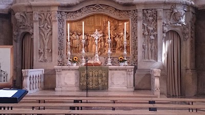 Photos of Holy Cross Church