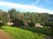 Camping Le Clos Cacheleux en Baie de Somme : hébergements insolites et piscine couverte et découvrable à Miannay