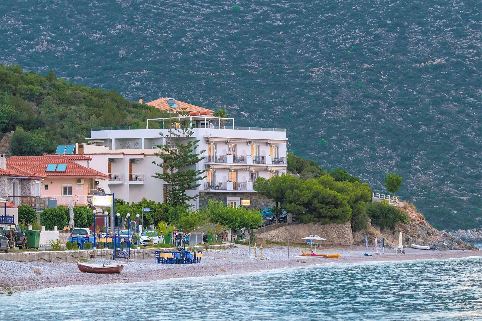 Paraskevas Beach Hotel