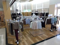 洋服の青山 岡崎南店