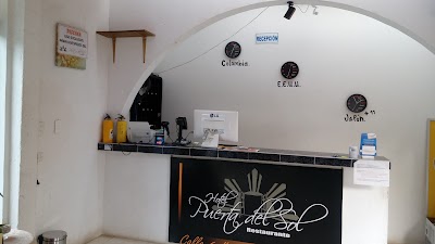 Photos of H. Puertas Del Sol
