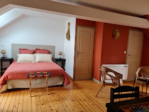 Photo n°2 de Domaine de la Cour VAUTIER : Gîte et chambres d'hôtes (Omaha Beach, Bayeux, Plages du débarquement) à Mandeville-en-Bessin (Hôtel)