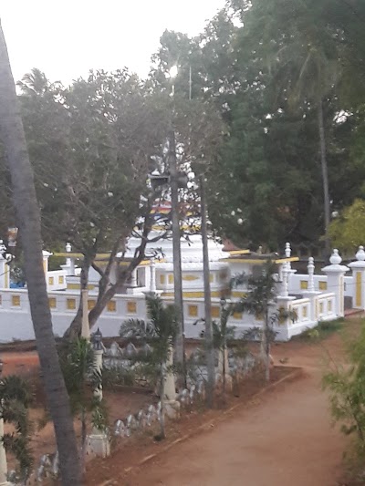 Photos of Sri Dewarukkharama Viharaya