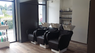 Photo n°7 de Esprit Coiffure - à Montauban-de-Bretagne (Salon de coiffure)