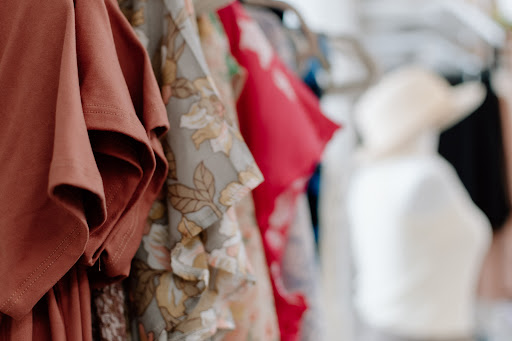 Thread By Thread Boutique - Visual