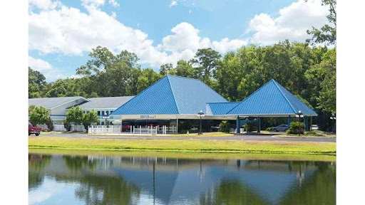 Days Inn by Wyndham Savannah Airport - Thumbnail
