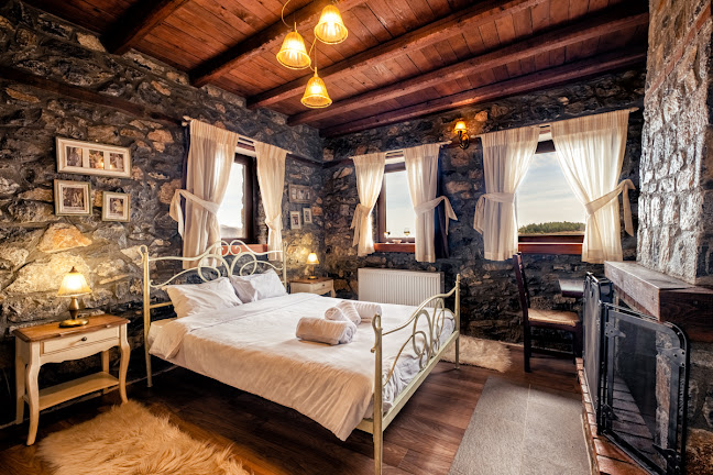 Opinii despre Φωταξία în Agios Athanasios - Ξενοδοχείο