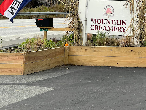 Mountain Creamery by null