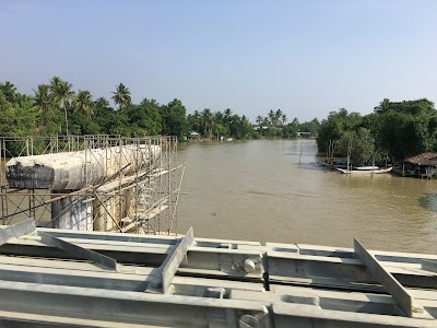 Photos of Ooyinchaung Bridge