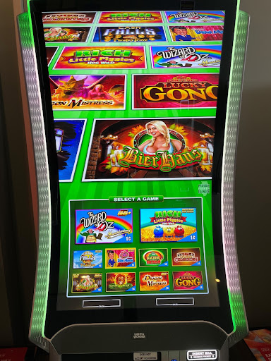 Betty's Place Video Slots and Poker - Thumbnail