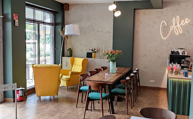Calimero Cafe Paderewskiego