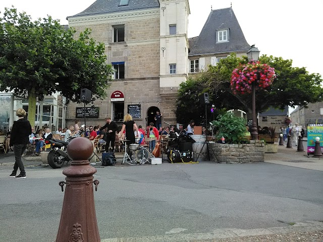 Bar Royal Canot