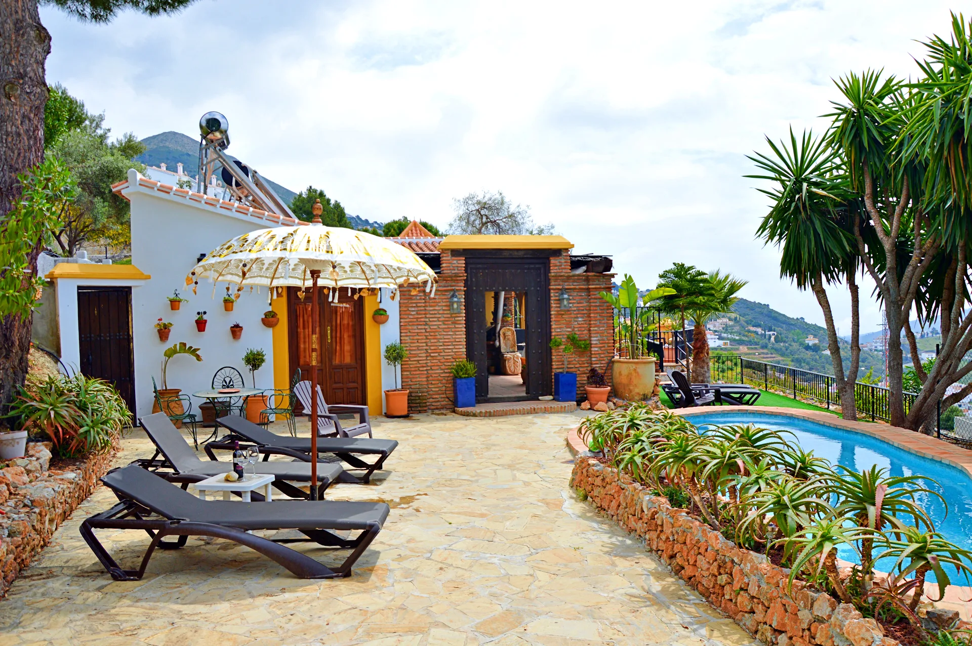 Casa Rural Madre Tierra. Holiday Rentals