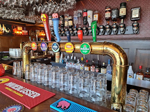 Belgium Specialty Beers Bar De Dulle Griet - Thumbnail