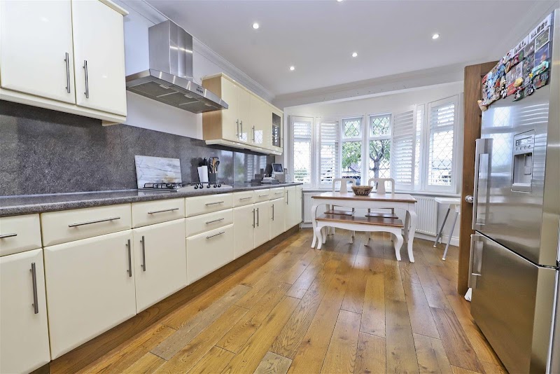 Coopers Residential - Ruislip Estate Agent photo 3