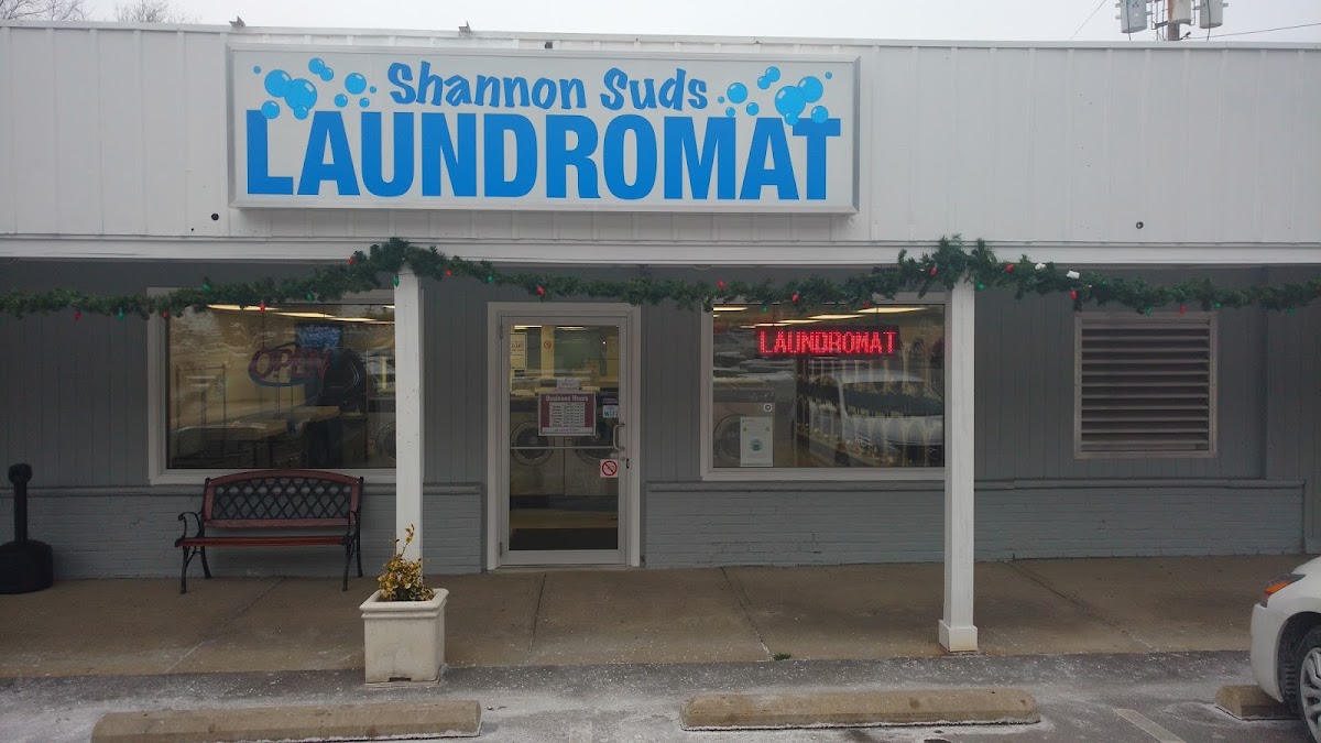 Shannon Suds laundromat interior in Pittsburgh, PA