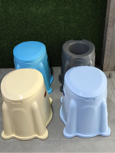 Portable commodes available post image