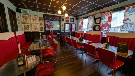 Lollipop Music Sportsbar & Diner Oxtorgsgatan 14, 826 32 Söderhamn, Sverige