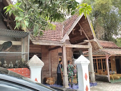 Photos of ร้านไม้แกะ Firdaus