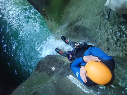 Ras de L'eau canyoning