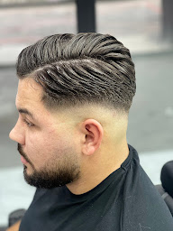 Photo n°16 de CK Style Coiffure à Saint-Fons (Salon de coiffure)