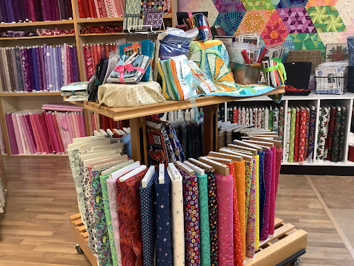 Crazy Woman Quilts - Thumbnail