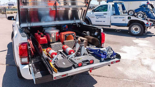 AAA Semi Truck Repair 24 hr Road service for semi trucks & trailers - Thumbnail
