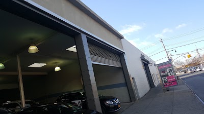 Photos of Teddy Nissan