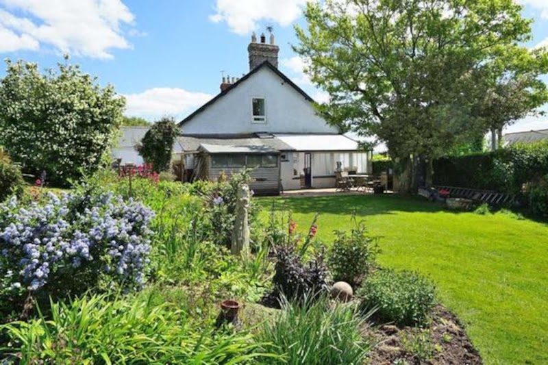 Homeweb Estate Agents photo 2