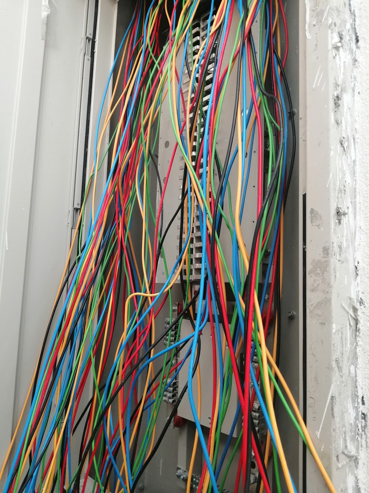 شركة سيتي لايت للمقاولات الكهربائية - صورة 2