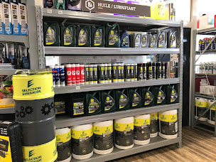 Photo n°8 de Espace Emeraude - Lambin Loxagri Maninghem à Maninghem (Magasin de vêtements professionnels)