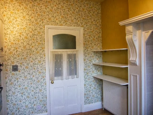 M Hawthornthwaite Decorator - Thumbnail