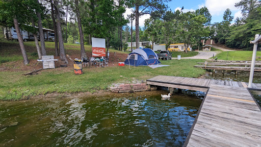 Lovelands Lakeside Camp & Market - Thumbnail