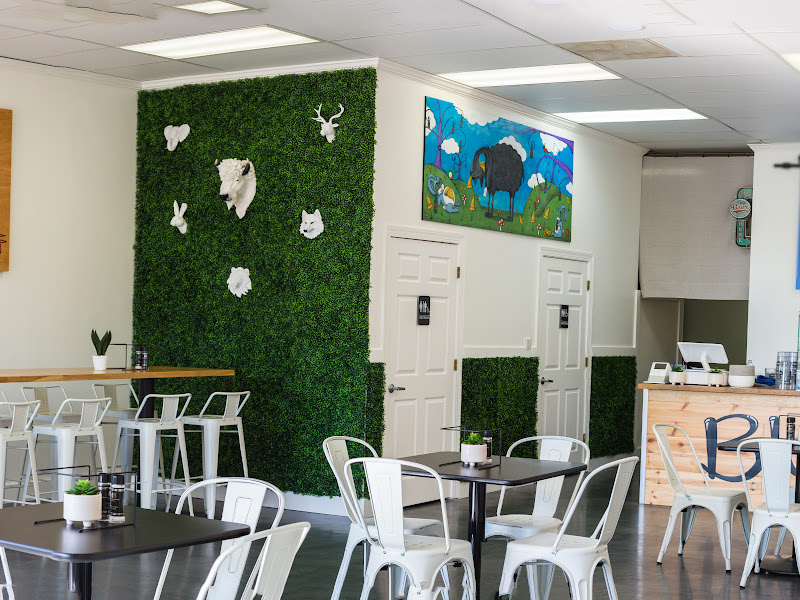 Twisted Sheep Pizza and Brew — photo