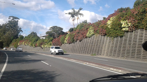 Lamberth Rd at Leis Way - Thumbnail