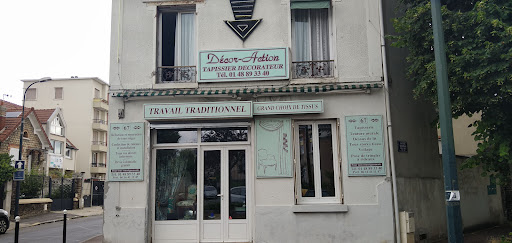 Tapissier - Décor Action